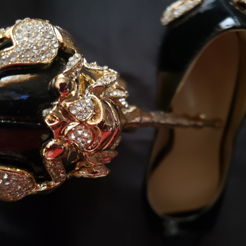 NEW! Scorpion heel black patent peep toe pumps